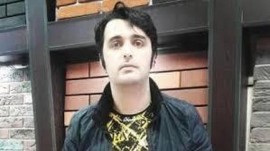 بازداشت پدر و مادر جواد روحی صحت ندارد