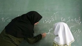 حدود ۲۰۰ هزار معلم کمبود داریم