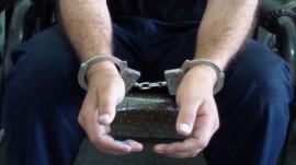 بازداشت مرد هزار چهره در ساری؛ نجات جان پیرزن ۷۲ ساله از مرگ